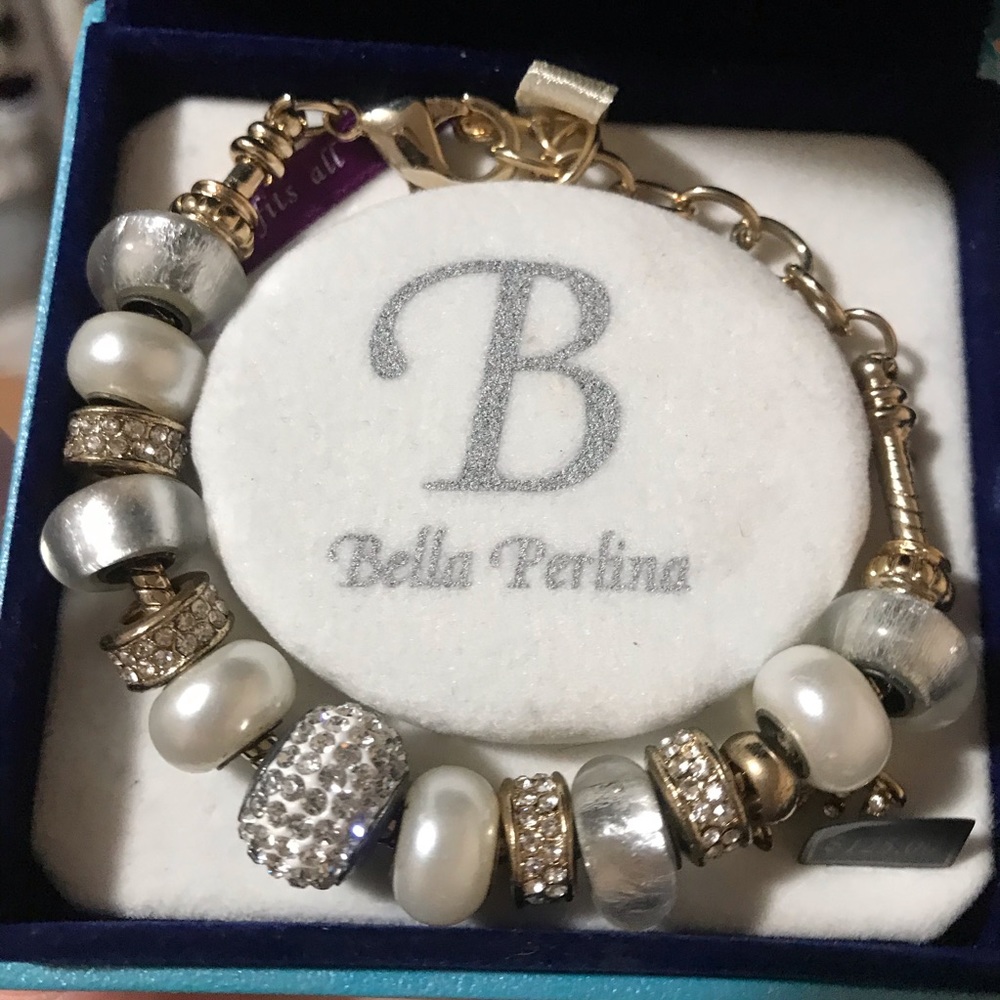 Charm bracelet - Picture 3 of 5